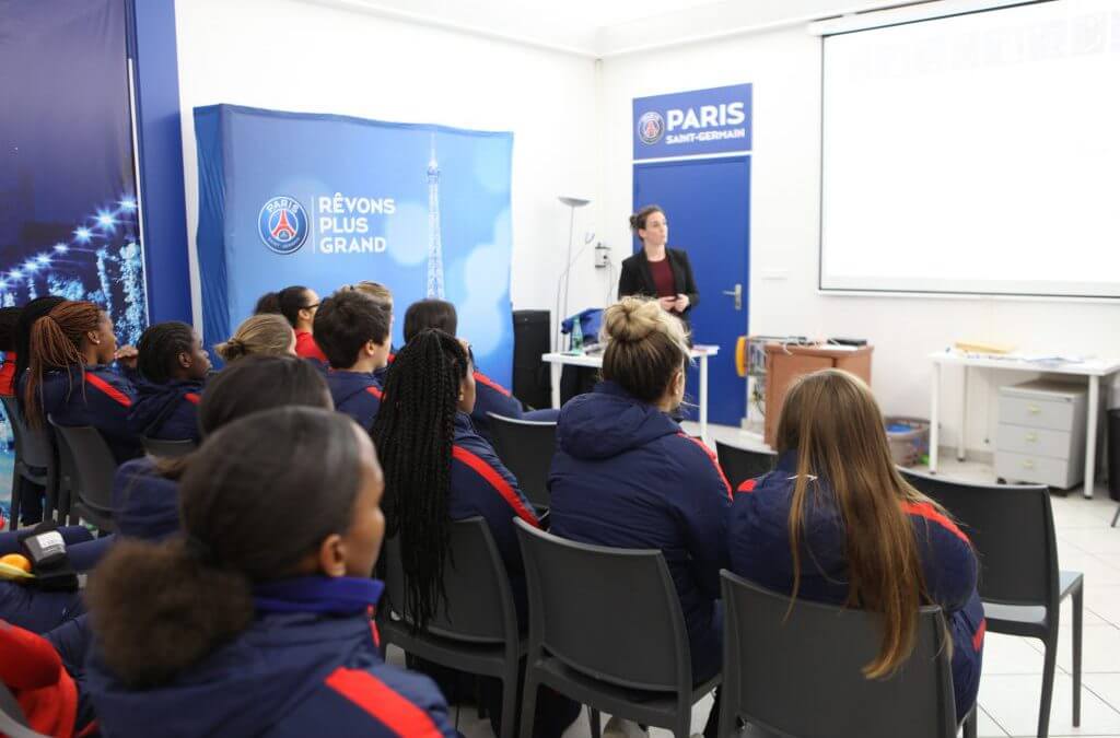 Les adhérents de la FNASS s’engagent en faveur du sport Féminin